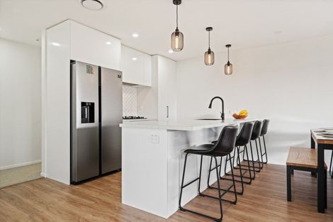 Photo of property in 21c Garrett Drive, Whalers Gate, New Plymouth, 4310