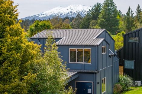 Photo of property in 15 Southridge Drive, Ohakune, 4625