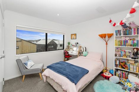 Photo of property in 17 Onekiritea Road, Hobsonville, Auckland, 0616