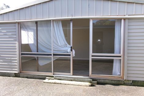 Photo of property in 4 First Avenue, Glenbrook, Waiuku, 2681