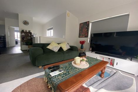 Photo of property in 6b Claverton Grove, Churton Park, Wellington, 6037