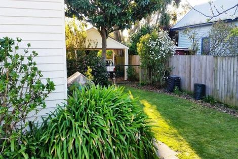 Photo of property in 90 Geraldine Street, Edgeware, Christchurch, 8013