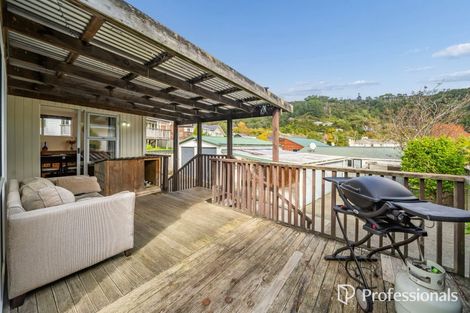 Photo of property in 1/102 Horoeka Street, Stokes Valley, Lower Hutt, 5019