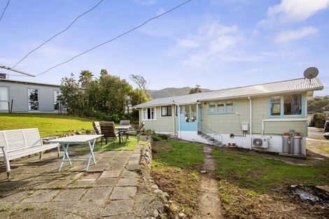 Photo of property in 82 Bell Street, Tawa, Wellington, 5028