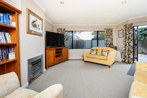 Photo of property in 19a Carlisle Street, Milson, Palmerston North, 4414
