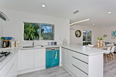 Photo of property in 7a Fuchsia Place, Birkdale, Auckland, 0626