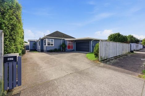 Photo of property in 327 Carrington Street, Vogeltown, New Plymouth, 4310