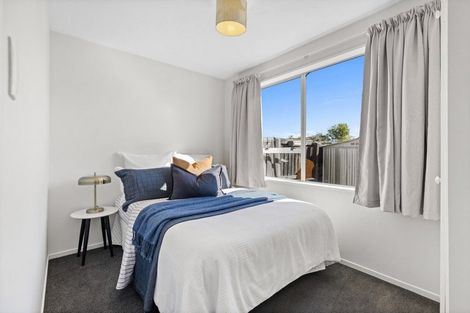 Photo of property in 1/102a Queenspark Drive, Parklands, Christchurch, 8083