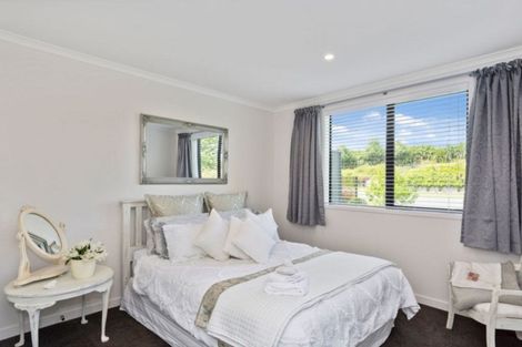 Photo of property in 120 Kennedy Road, Pyes Pa, Tauranga, 3112