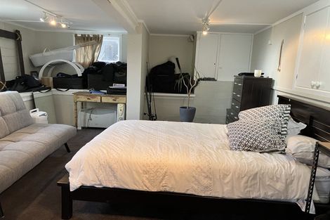 Photo of property in 76 Lauderdale Road, Birkdale, Auckland, 0626