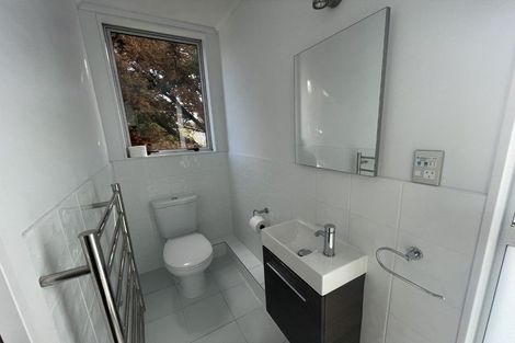 Photo of property in 68b Chatsworth Road, Silverstream, Upper Hutt, 5019
