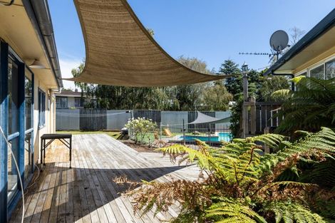 Photo of property in 19 Saint Hill Lane, Havelock North, 4130
