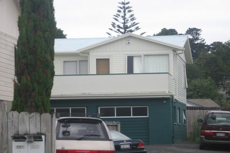 Photo of property in 1/52 Peach Road, Glenfield, Auckland, 0629