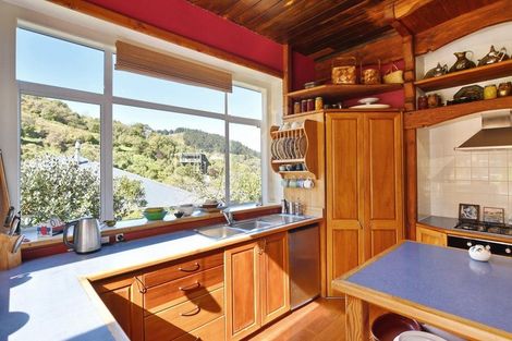 Photo of property in 4 Somes Road, Lyttelton, 8082
