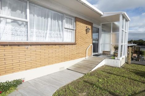 Photo of property in 5b Waimea Street, Westown, New Plymouth, 4310