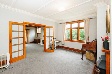 Photo of property in 8 Annandale Avenue, Takaro, Palmerston North, 4410