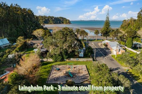 Photo of property in 21a Western Road, Laingholm, Auckland, 0604