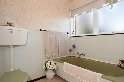 Photo of property in 65 Links View Drive, Omokoroa, 3114