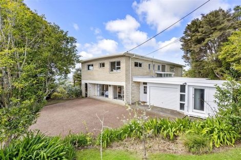 Photo of property in 1144 Scenic Drive North, Swanson, Auckland, 0816