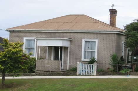 Photo of property in 12 Karaka Street, Helensville, 0800