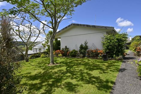 Photo of property in 1/3 Miro Street, Helensville, 0800
