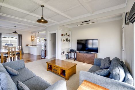 Photo of property in 1213 Caroline Road, Mayfair, Hastings, 4122