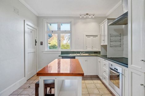 Photo of property in 8 Annandale Avenue, Takaro, Palmerston North, 4410