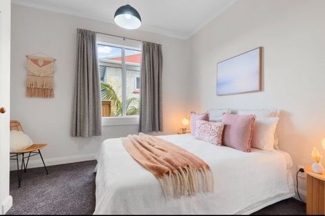 Photo of property in 23 Hargest Crescent, Saint Kilda, Dunedin, 9012