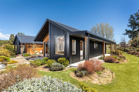 Photo of property in 5 Loach Road, Hawea Flat, Wanaka, 9382