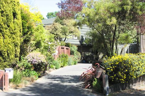 Photo of property in 10 Rembrandt Place, Burnside, Christchurch, 8053
