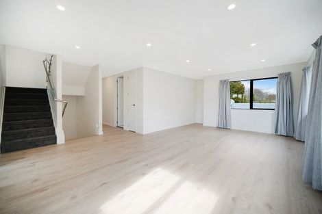 Photo of property in 421a Bucklands Beach Road, Bucklands Beach, Auckland, 2012