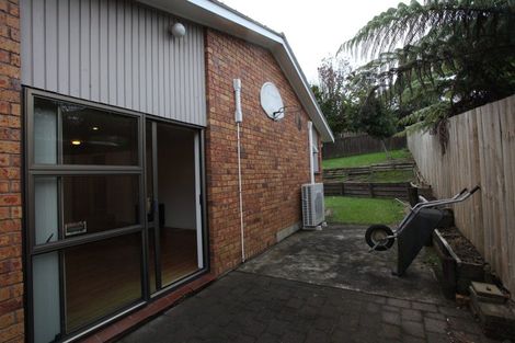 Photo of property in 11 Palmyra Way, Half Moon Bay, Auckland, 2012