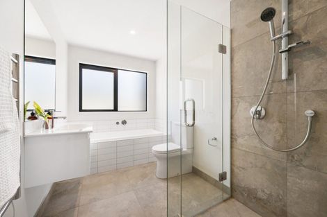 Photo of property in 3 Simpson Crescent, Wanaka, 9305