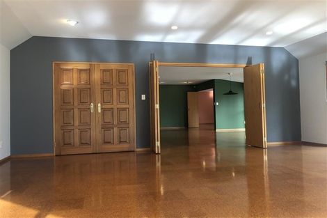 Photo of property in 1/69 Stanley Road, Glenfield, Auckland, 0629