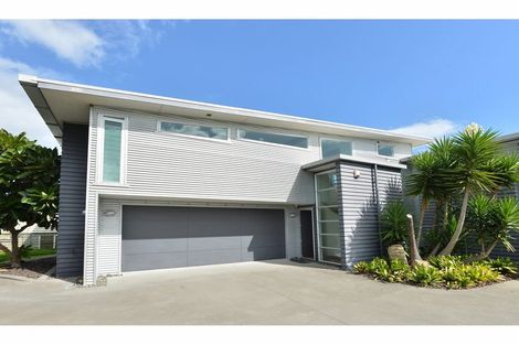 Photo of property in 34a Ripiro Drive, Baylys Beach, Dargaville, 0377