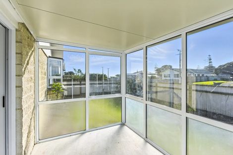 Photo of property in 5 Karaka Street, Otaki Beach, Otaki, 5512