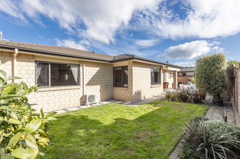 Photo of property in 6b Neeve Place, Taradale, Napier, 4112