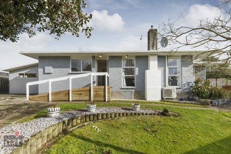 Photo of property in 16 Sandstrom Grove, Feilding, 4702