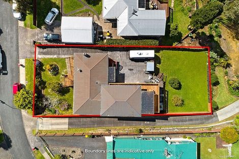 Photo of property in 6 Lucas Place, Weymouth, Auckland, 2103