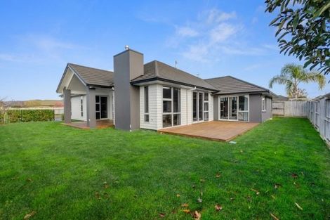 Photo of property in 13 Bentley Rise, Flagstaff, Hamilton, 3210