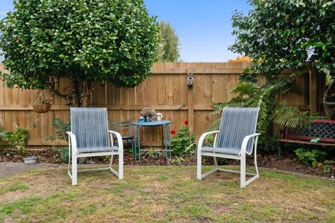 Photo of property in 7 Kathleen Place, Rainbow Point, Taupo, 3330