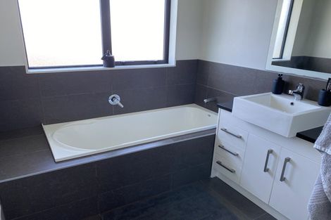 Photo of property in 16 Ashwick Terrace, Huntington, Hamilton, 3210