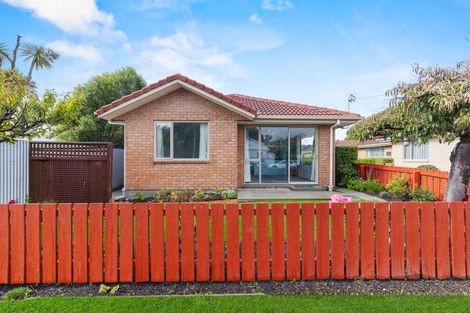 Photo of property in 1/19 Collingwood Street, New Brighton, Christchurch, 8061