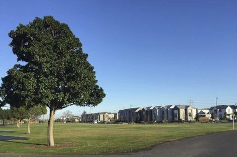 Photo of property in 42 Kuaka Drive, Takanini, 2112