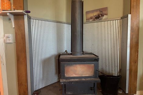 Photo of property in 62 Cobden Street, Westport, 7825