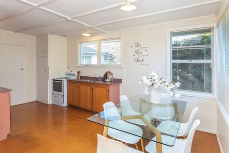 Photo of property in 202 Beach Road, North New Brighton, Christchurch, 8083