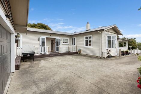 Photo of property in 183 Tukapa Street, Westown, New Plymouth, 4310