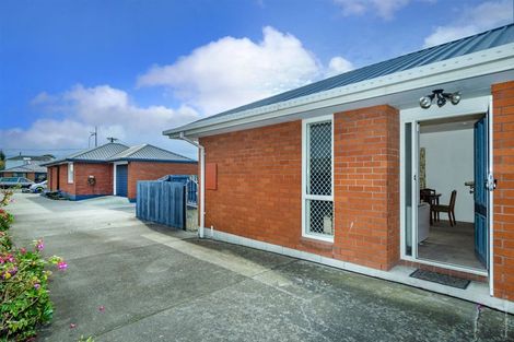 Photo of property in 105 Beresford Street, New Brighton, Christchurch, 8061