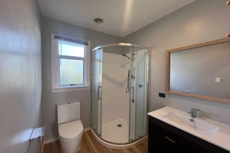 Photo of property in 11 Chilman Street, Strandon, New Plymouth, 4312