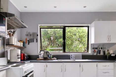Photo of property in 23b Kennedy Grove, Stokes Valley, Lower Hutt, 5019